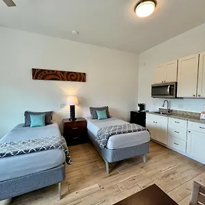 https://unit-7-maui-ohana-modern-studio.lahainahotels.net