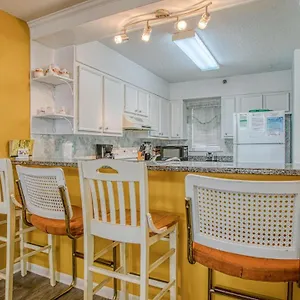 https://beach-front-property.hotels-destin.com